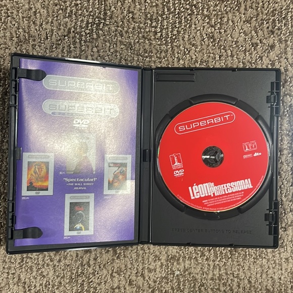 LEON THE PROFESSIONAL - Picture 3 of 4